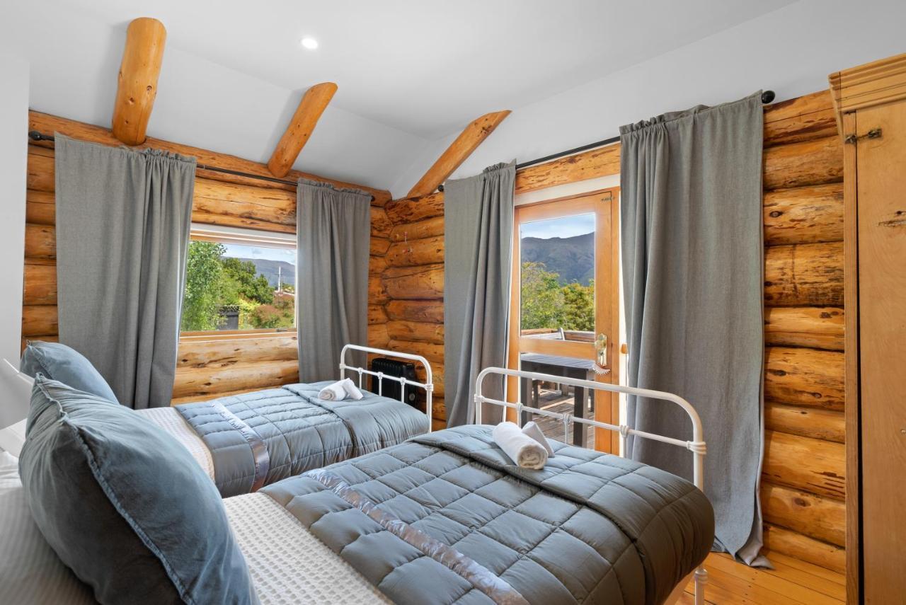 The Log House Villa Wanaka Exterior foto