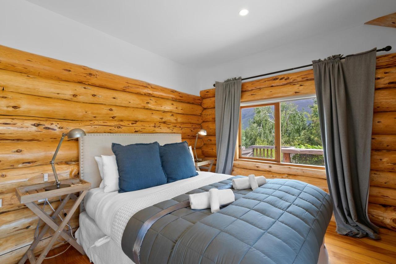 The Log House Villa Wanaka Exterior foto